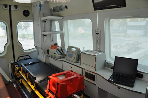 如皋市救护车内部
